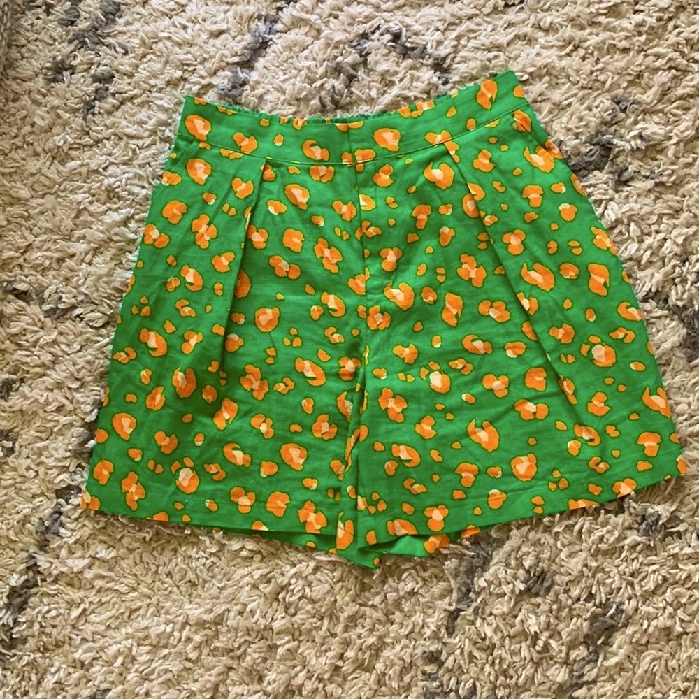 Linen Blend ~Tropical ~ Leopard Shorts
Tabatha Brown for Target
